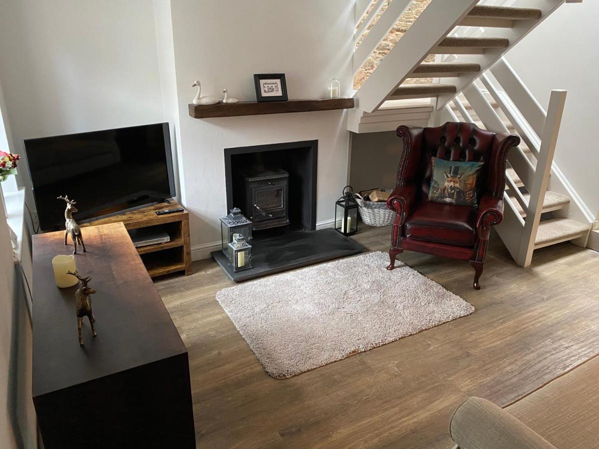 Arthur Street Guest Cottage Хиллсборо Экстерьер фото
